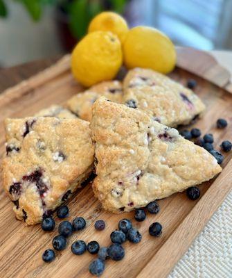 Yaya’s Blooms & Dough