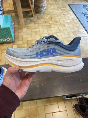 Hoka Bondi 9