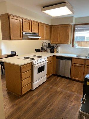 Leah's Organizing and Cleaning Solutions