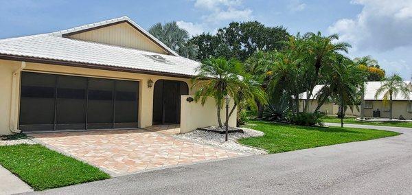 Sold 133 Sandstone Cir Venice Fl 34293
water view villa