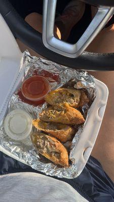 NikkiEarl Snack Shop Truck