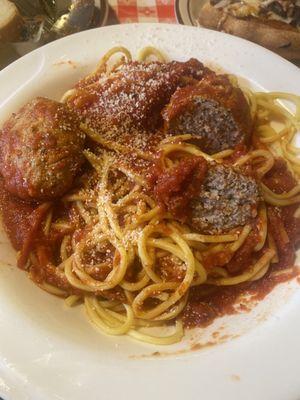 Homemade spaghetti and meatballs