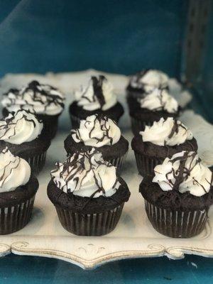 Amber's Cake Creations