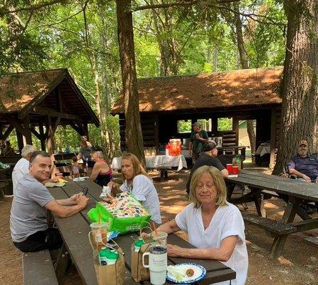 Rachel Davis - Pine Tree Realty