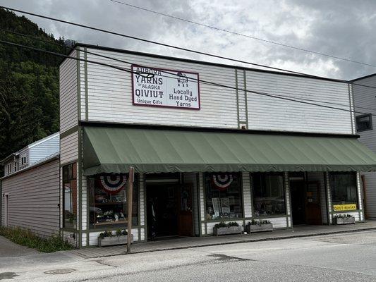 Cute little quilt shop