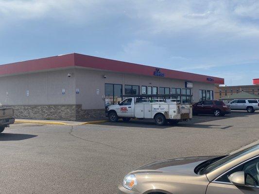 Corner Express Tunnel of Suds