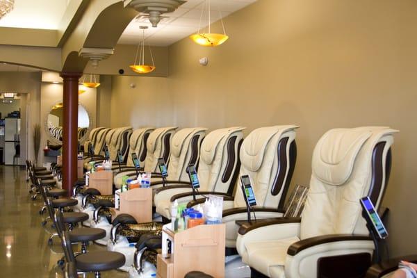 Be Pampered Nail Spa