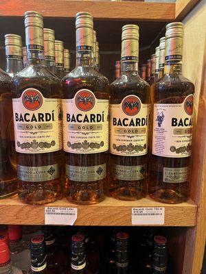 Doc and Eddys Liquor Store