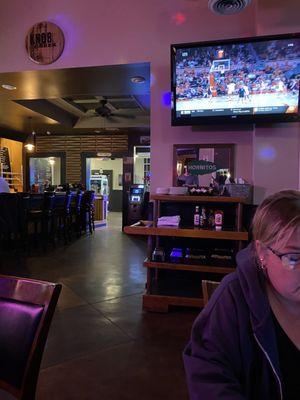 Maggie Mae's Leander