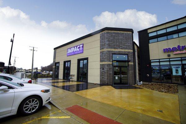 Impact Physical Therapy & Sports Recovery - Champaign