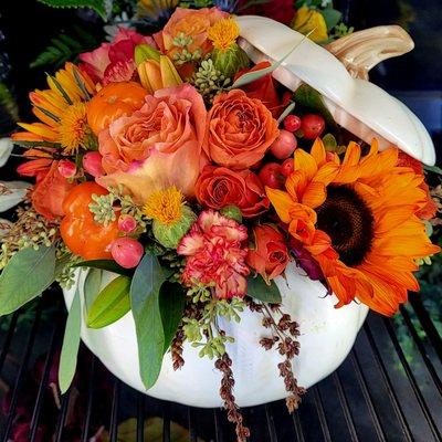 Pumkin spice and flower nice!!