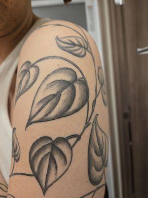 Trilllogy Tattoo And Piercing