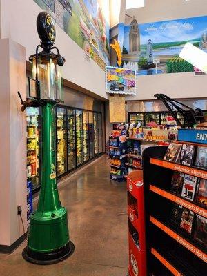 Love the Route 66 theme.