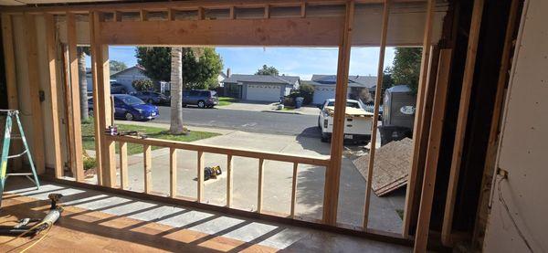 Alex @ The Window & Store Company went above and beyond to make sure I got a custom window for my garageAdu conversion.