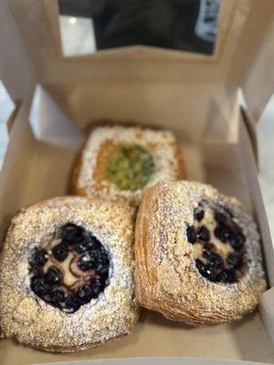 Blueberry And Spinach and Feta Pastry