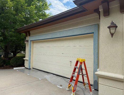 Priming for new stucco repair