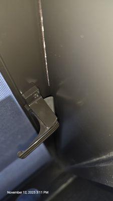 Note the non-existent door latch.