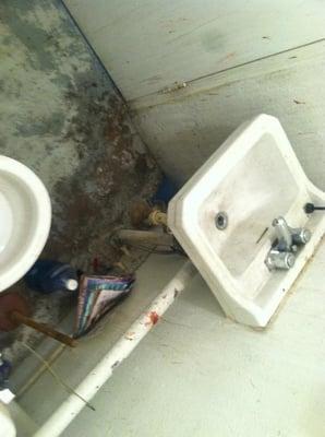 Sweat's Wrecker Service