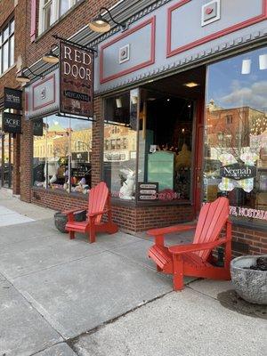 Red Door Mercantile