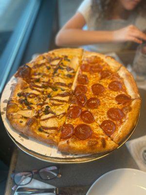 Dewey's Pizza - Ellisville