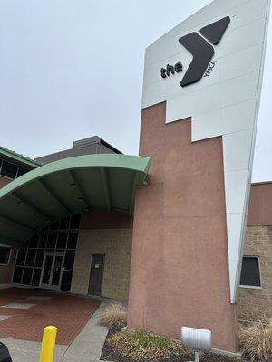 Entrance to This branch