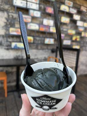 Hans' Homemade Ice Cream