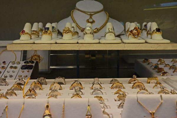 Jewelers of Distinction