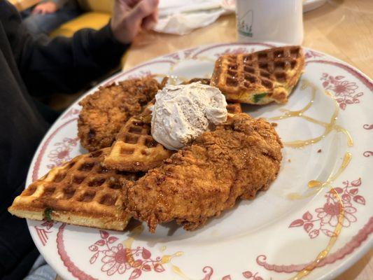 Spicy chicken & jalapeño cornbread waffles
