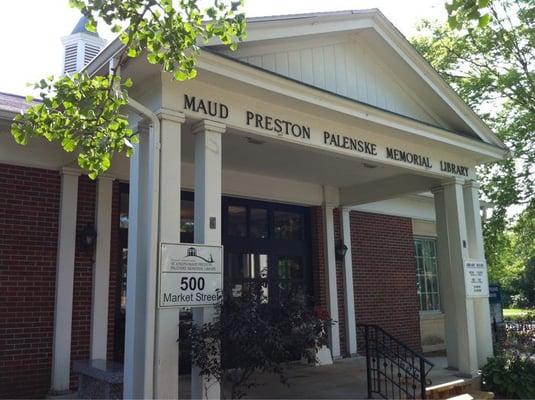 St Joseph Maud Preston Palenske Memorial Library