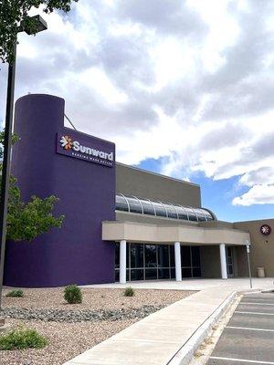 Exterior photo of Sunward's Jefferson branch