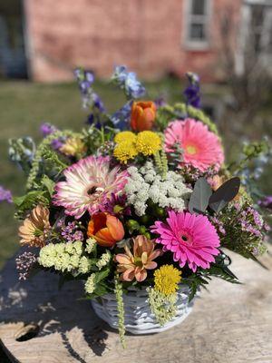 Laurel & Lace Floral Design