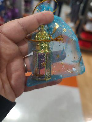 Riri roll on perfume.