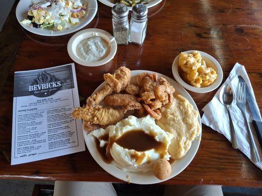 Lunch buffet choices