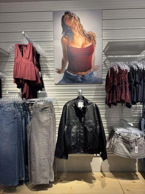 Minimalistic clothing