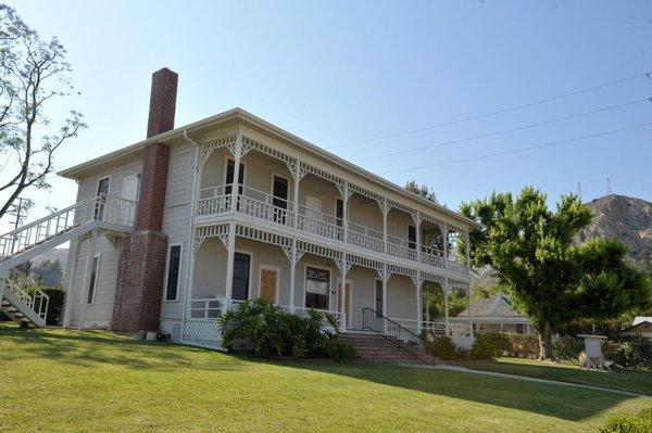 Action Drug Rehabs - Piru