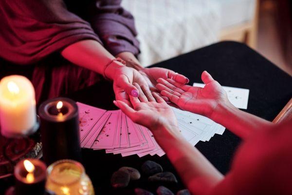 Whittier Psychic Palm & Tarot Reader