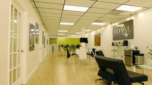 Rafael Medina - Royal Florida Realty