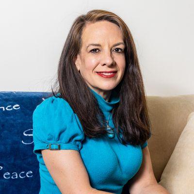 Katherine is here for you! Listen to the BodyTalk is a holistic answer to pain.