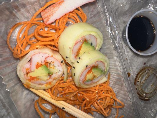 Kanisu served with Soy Sauce :( Really bummed the wrong sauce was given.