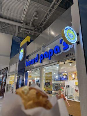 Honey and Honey Butter Shell with Vanilla Cream