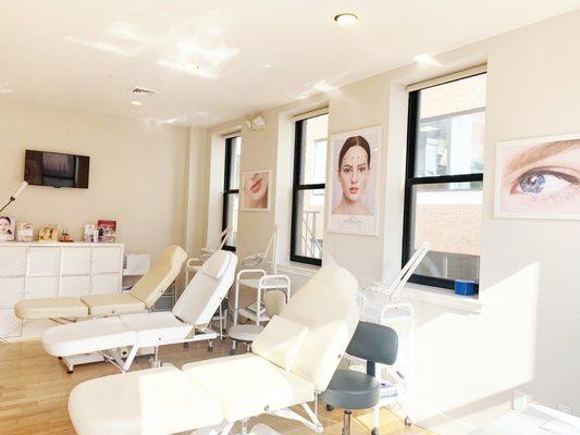 Prettyology Micropigmentation Academy