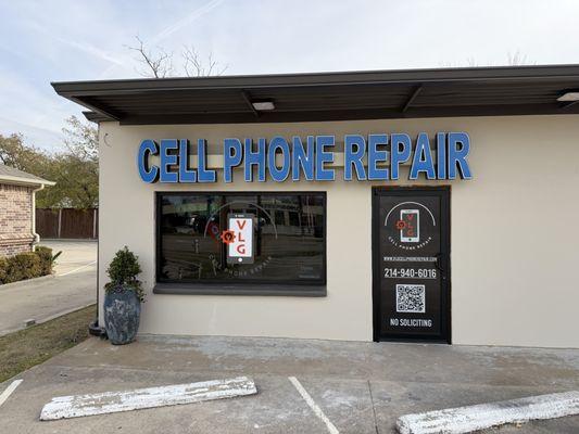 Quick screen replacement, usually done in around 15 minutes.