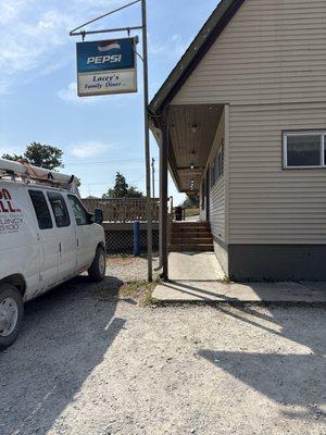 Lacey's Family Diner