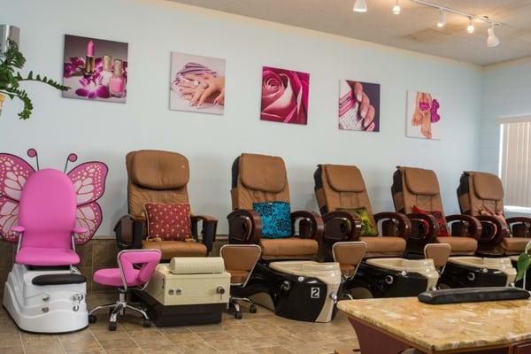 Relaxing massage chairs