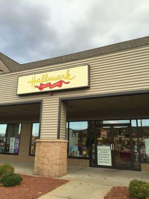 Roman's Hallmark of Millis -- Milliston Place : 30 Milliston Road, Millis Storefront