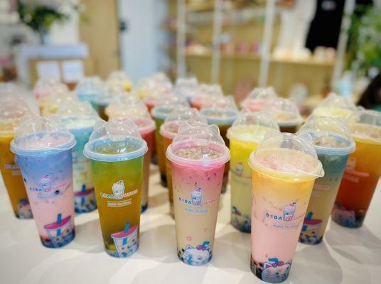 Boba Boba, lots of Bobas
come and pick your cutest boba teas at our Boba CuCue
Order online: www.bobacutea.com