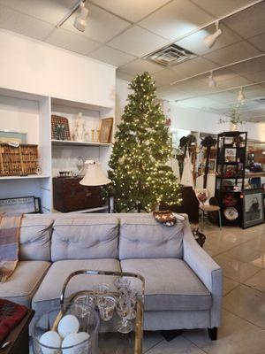 Hour Children's Shop