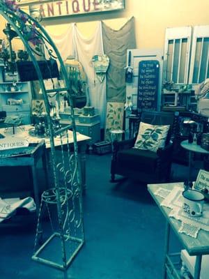 Somewhere In Time Antique Mall