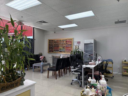 TLC Nail Salon & Bar