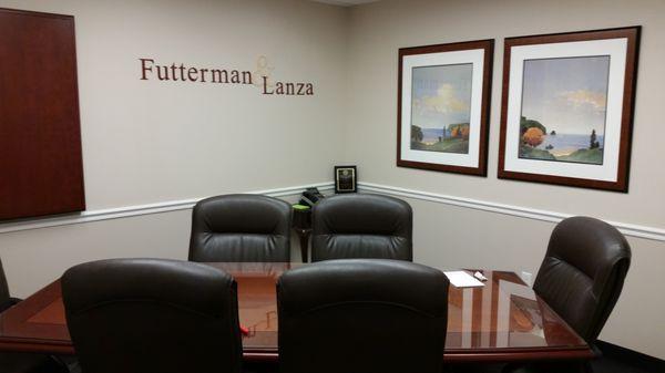 Aaron E Futterman
